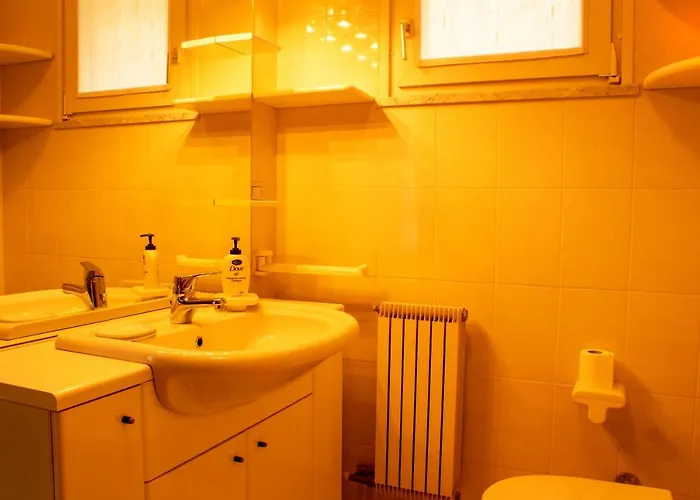 Box E Aria Condizionata Per Un Relax A 4 Minuti Dal Mare Apartmán *